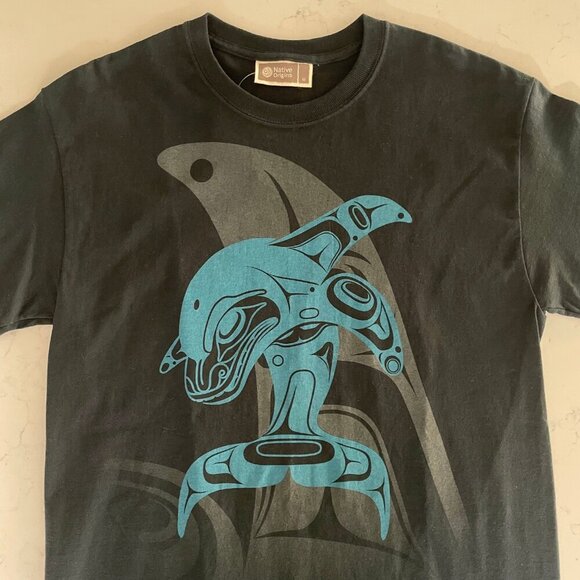 Native Origins Whale Tradition SS Crew Neck Cotton T Shirt Blue & Gray NSz M NWT - Picture 4 of 10